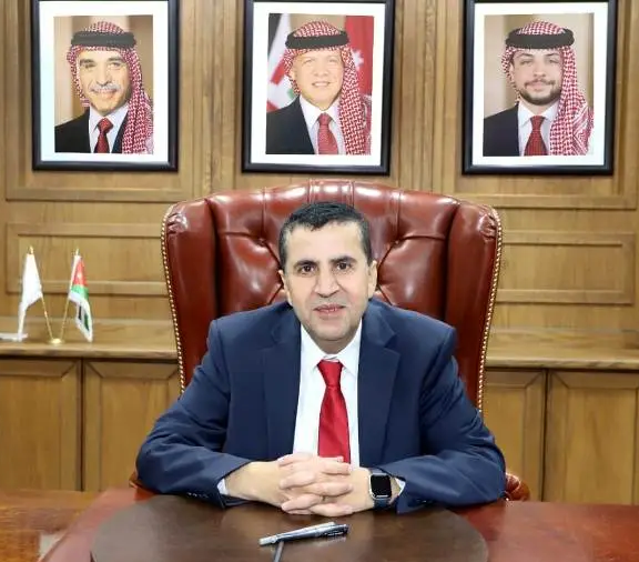 بالفيديو  ..  رئيس جامعة البلقاء التطبيقة يصدر بيان بعد وصفه لجريمة مقتل "ايمان" بالـ "بسيطة"