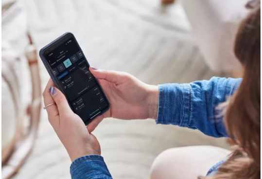 سر التوقيت المثالي لحجز الطيران والفنادق