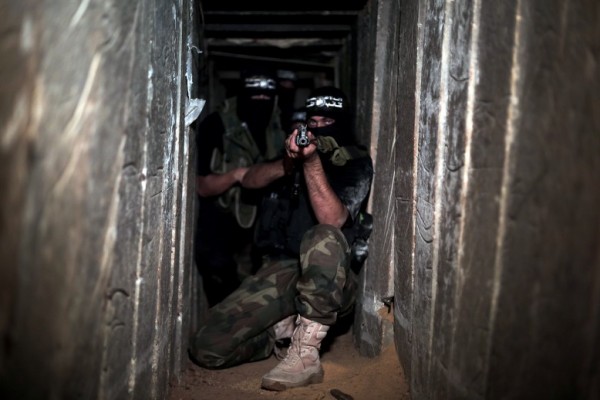 مسئول إسرائيلي: السيناريو الأسوا متمثل بهجوم 100 قسامي فجائيا عبر الأنفاق