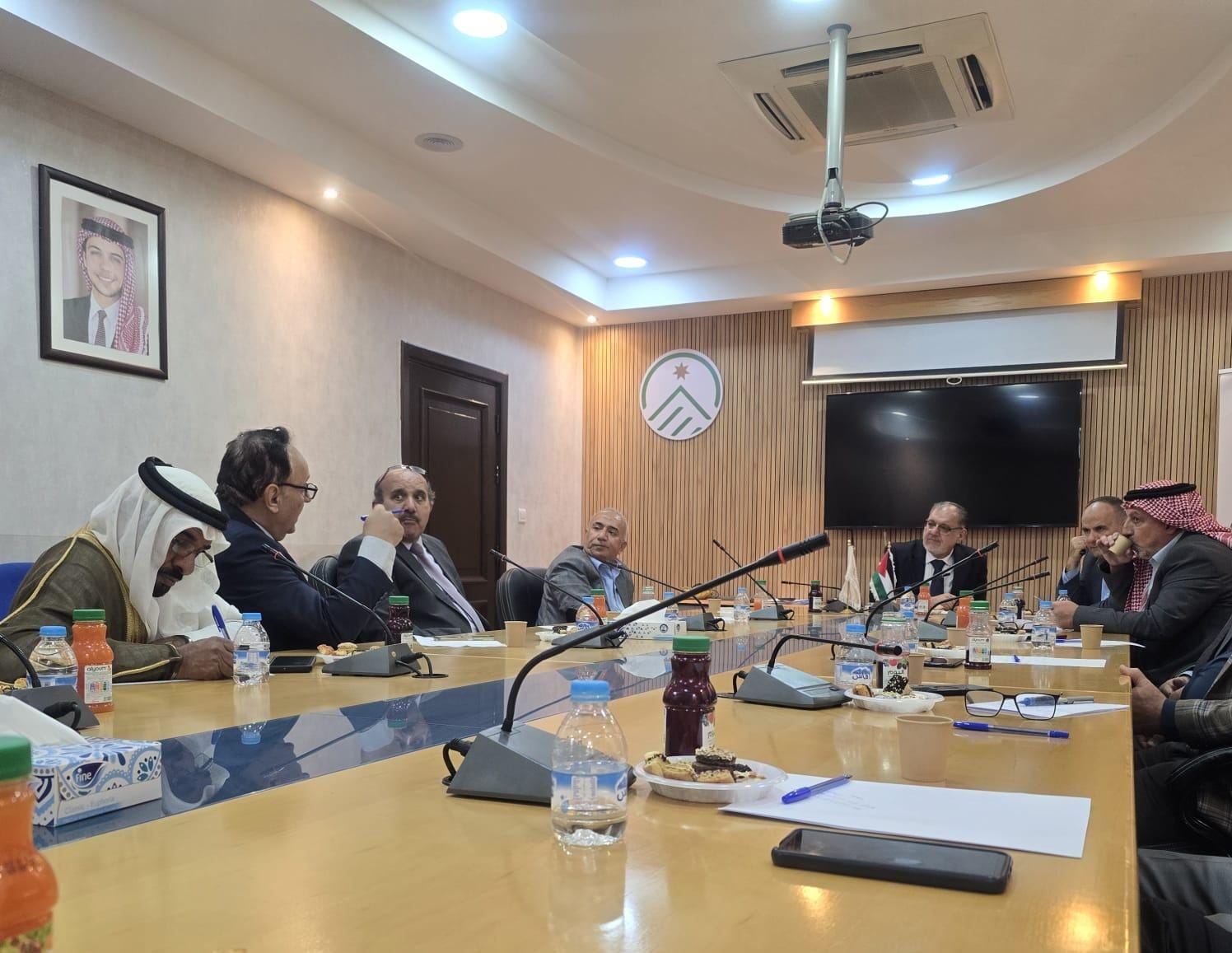 مهنا نافع يكتب: إضاءات على زيارة دائرة الأراضي والمساحة