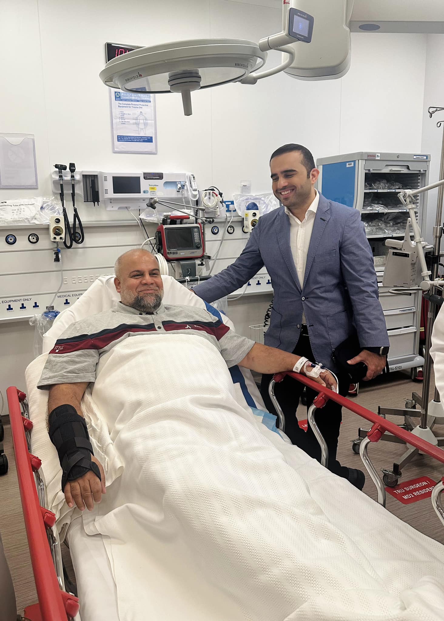 وائل الدحدوح يبدأ رحلة العلاج من الاصابة 