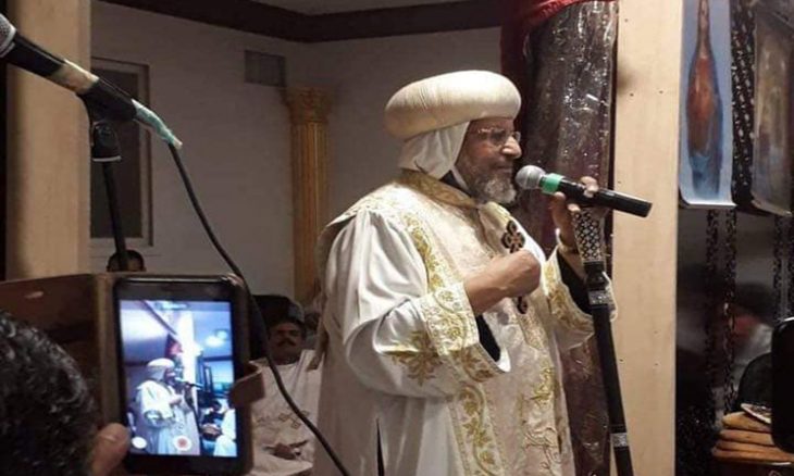 بالصور  ..  أول قداس مسيحي في السعودية يشعل مواقع التواصل الاجتماعي 