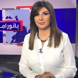 بالفيديو  ..  المذيعة "منتهى الرمحي" تبرر سبب حذفها تغريدة عن الفدائي "عمر ابو ليلى"