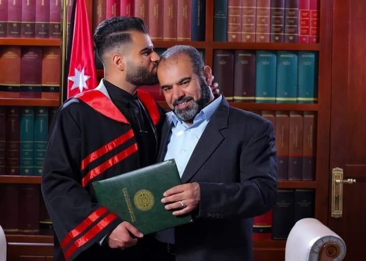 محمد العوامرة ..  بارك التخرج 
