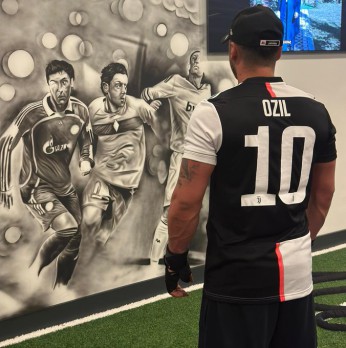 أوزيل يكشف عن النادي الوحيد الذي تمنى اللعب في صفوفه ولم يحظ بذلك!