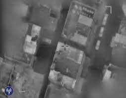 بالفيديو  ..   لحظة استهداف قيادات القسام الثلاثة