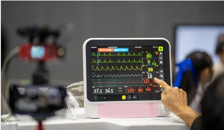 أجهزة الذكاء الاصطناعي لقياس النبض عن بعد تحمل مخاطر صحية كبيرة