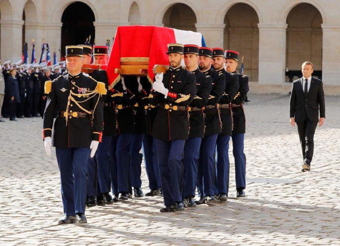 بمشاركة عدد من قادة الدول  ..  بدء مراسم تشييع جثمان الرئيس الفرنسي الاسبق جاك شيراك - صور 