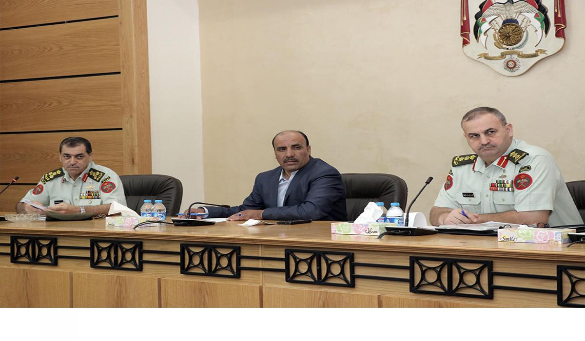 مساعد رئيس مجلس النواب و اعضاء الكتل النيابية يلتقون ممثل القيادة العامة للقوات المسلحة