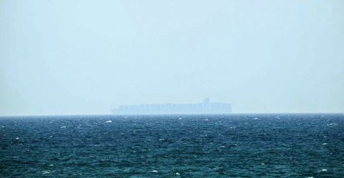 تصاعد التوترات البحرية في الخليج: 6 سفن تعرضت لهجمات منذ الصباح 