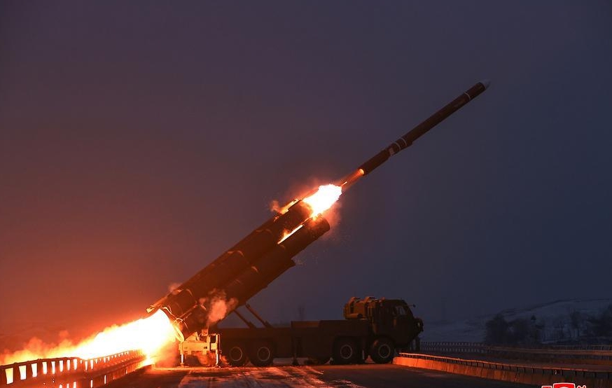 السعودية: اعتراض وتدمير 3 صواريخ كروز خارج مدينة الخرج