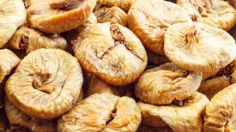 فوائد التين المجفف ..  خاصة للعظام