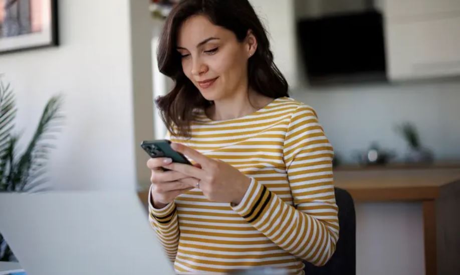 هوس الشاشة النظيفة ..  ما سر مسح إشعارات الهاتف باستمرار؟