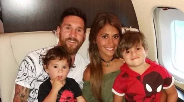 ميسي ينهي "شهر العسل" ويعود الى برشلونة!