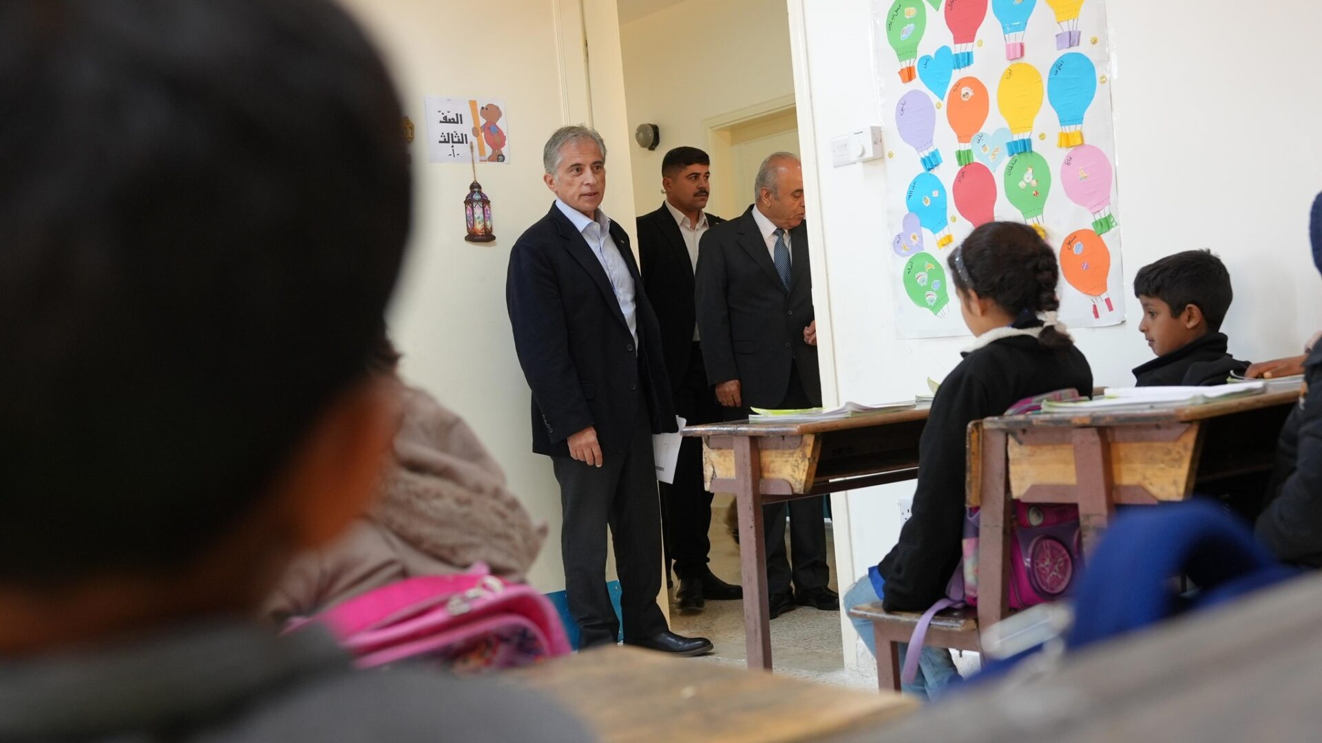 رئيس الوزراء ينفذ جولة تفقدية في جنوب المملكة