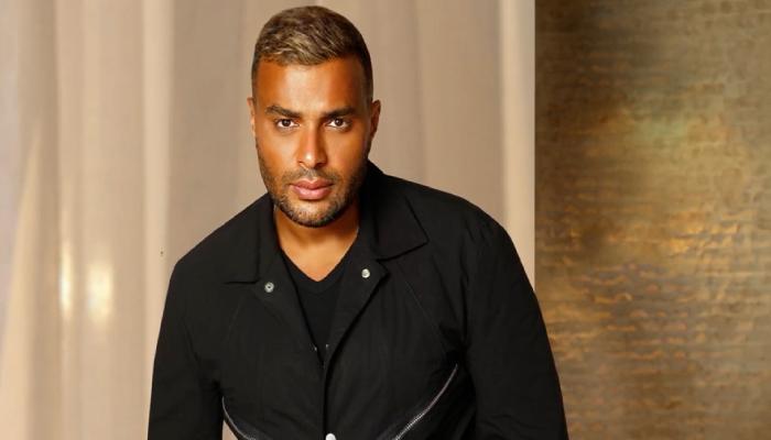 بعد حفل جامعي في مصر ..  رامي صبري ينسحب من معجبة حاولت تقبيله
