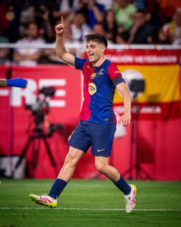 برشلونة يعلن إصابة بيدري