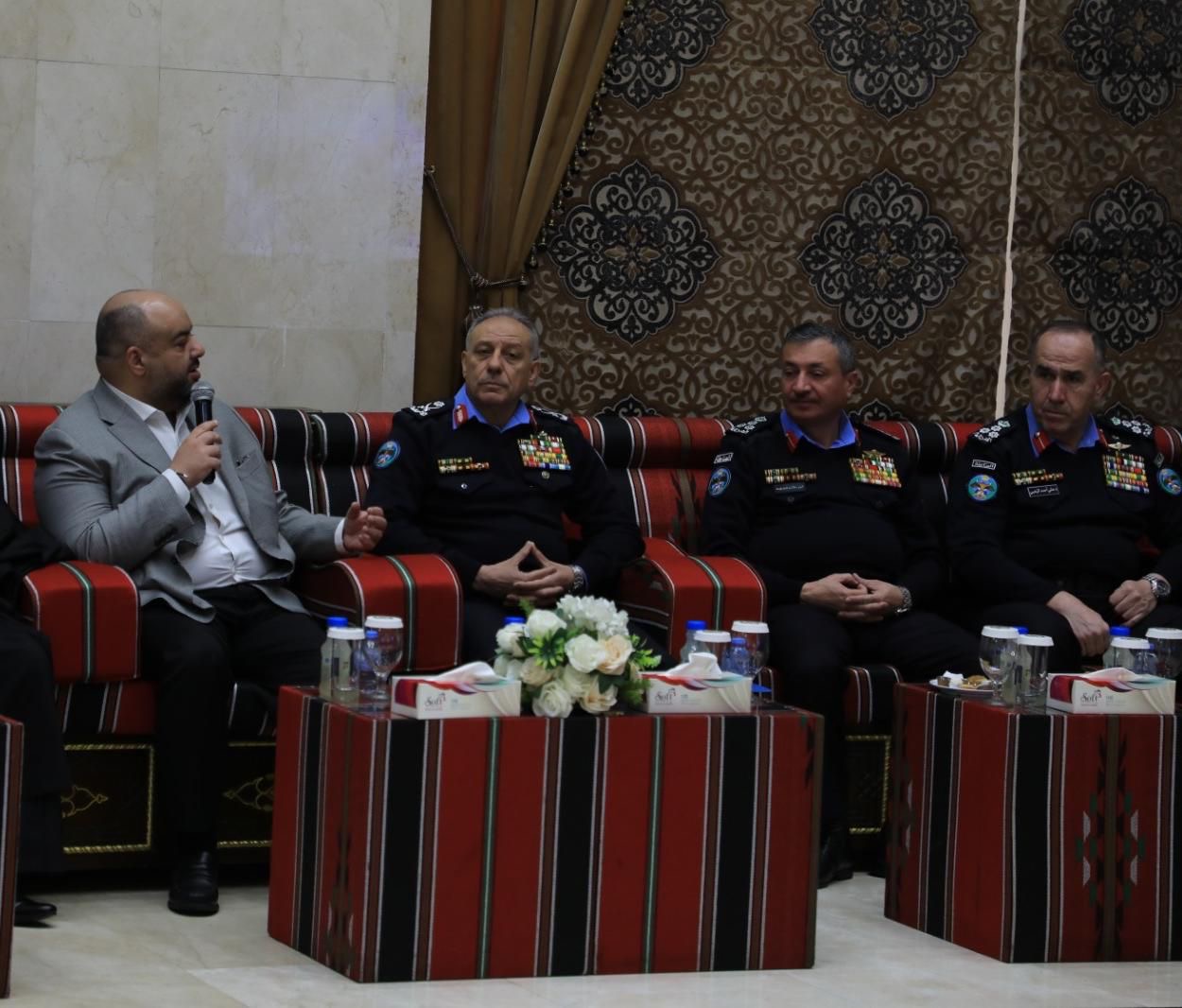 الخشمان : الأمن العام مدرسة وطنية في الشرف والانضباط وسياج الدولة المنيع