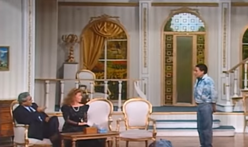 عادل إمام خرج عن النص وعمر الحريري انفجر ضحك 