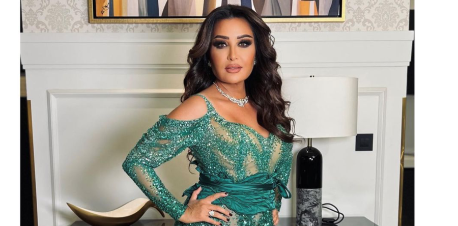 هاتان الأغنيتان اللتان خيّرت لطيفة التونسية جمهورها فما هما؟
