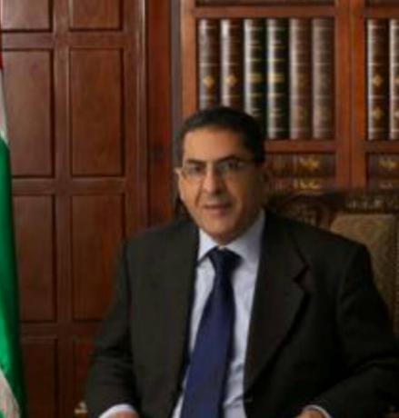 المحامي أمين الخوالدة ..  الرجل الذي يقاتل بسيف العدالة