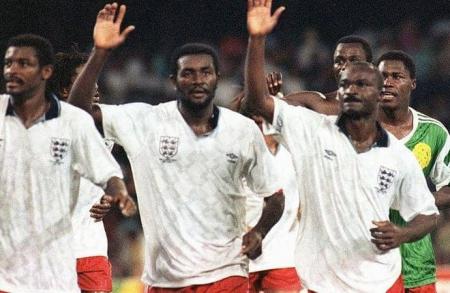 العملاق تاتاو ..  وفاة قائد منتخب الكاميرون التاريخي