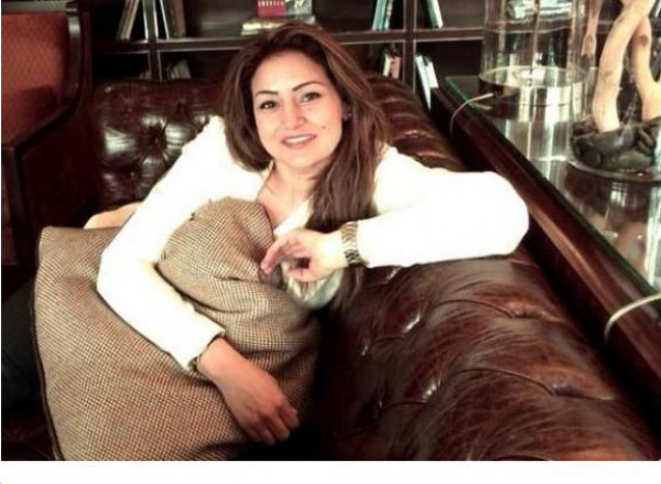ضبط فنانة شهيرة مع مخرج داخل شقته في وضع مُخل  ..  صور