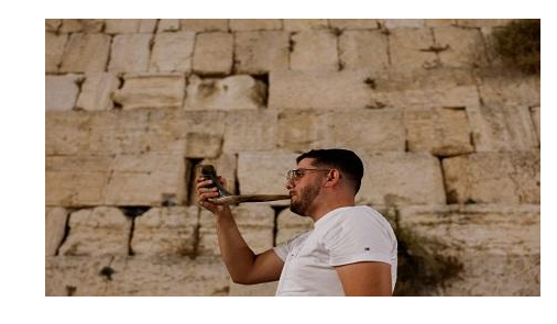 أوقاف القدس يستنكر نفخ يهودي بالبوق في ساحات الأقصى