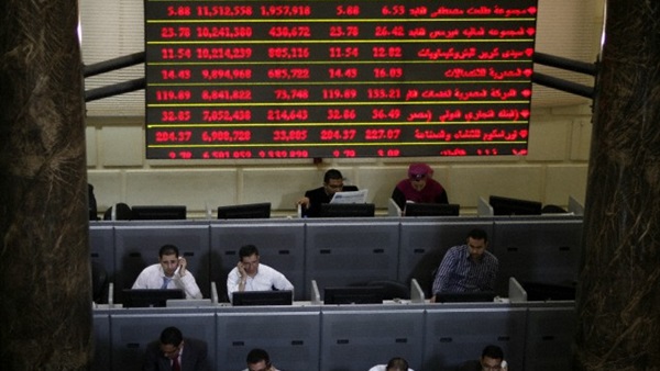 اللون الأحمر يهيمن على 6 بورصات عربية 
