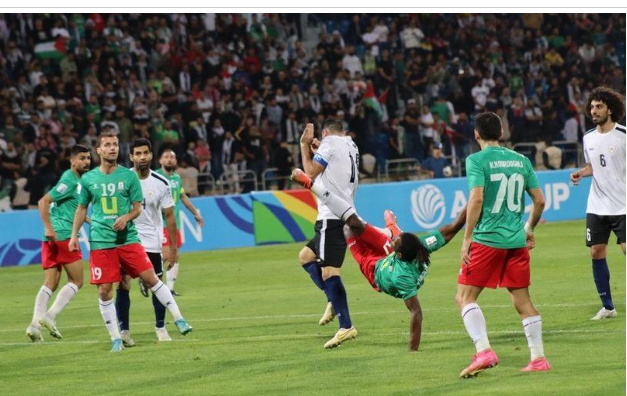 الوحدات يفوز على الكهرباء العراقي ويتصدر مجموعته