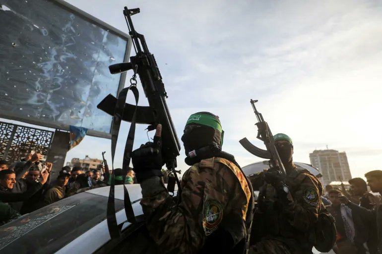 أبو عبيدة يتوعد عملاء الاحتلال: مصيركم القتل والزوال قريبا ولن يستطيع العدو حمايتكم