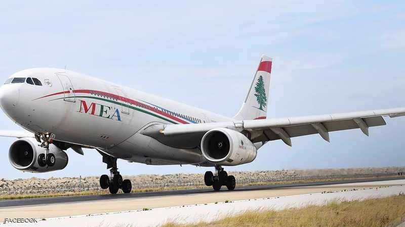 من أجل الرئيس اللبناني  ..  طرد ركاب من طائرة لبنانية