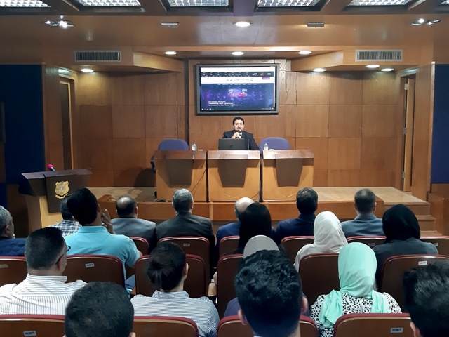 محاضرة للنائب د. الرقب بعنوان "القدس في قلوب الأردنيين وعيون الهاشميين" في جامعة عمان الأهلية 