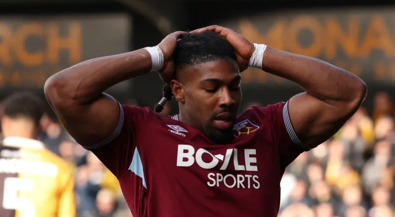 مدرب وست هام يمنع تراوري من رفع الأثقال