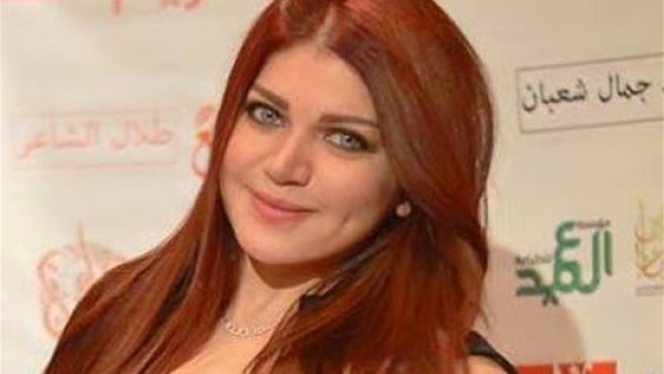 ياسمين الخطيب: "عايزة رجل يعاملني مثل كلوني لأمل علم الدين حتى لو كانلو ديل"