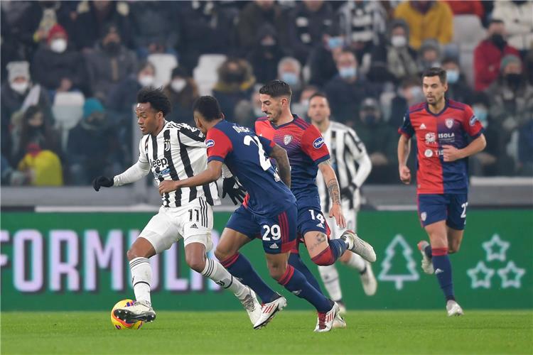 الدوري الإيطالي  ..  يوفنتوس يتخطى كالياري بثنائية  ..  فيديو 