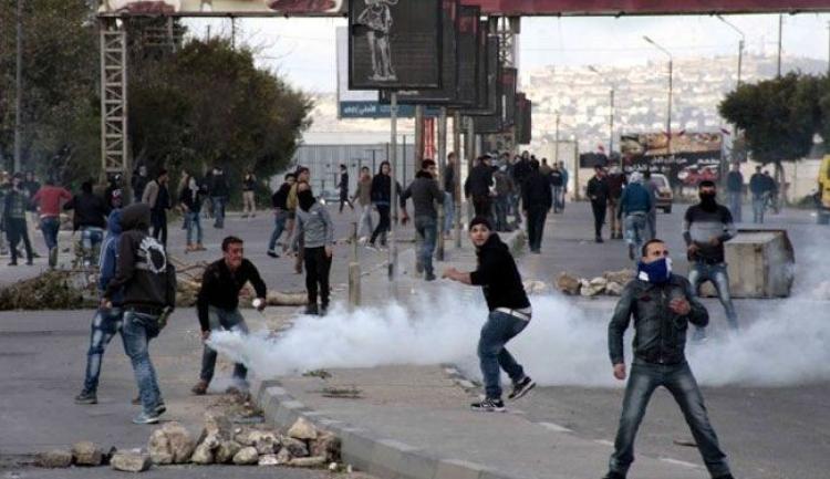 شهيد و31 إصابة خلال مواجهات مع قوات الاحتلال في نابلس