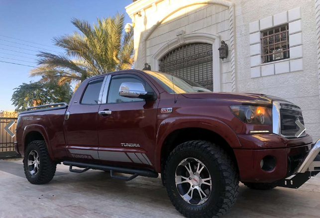 تويوتا توندرا 4*4 TRD  للبيع