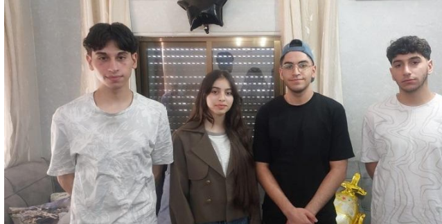 فلسطين ..  4 توائم يتفوقون بمعدلات عالية بالتوجيهي
