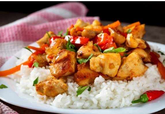  طريقة عمل دجاج كانتون بالأرز 