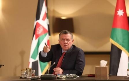 لماذا ركز الملك خلال المقابلة الصحفية على خطر الجماعات الارهابية 