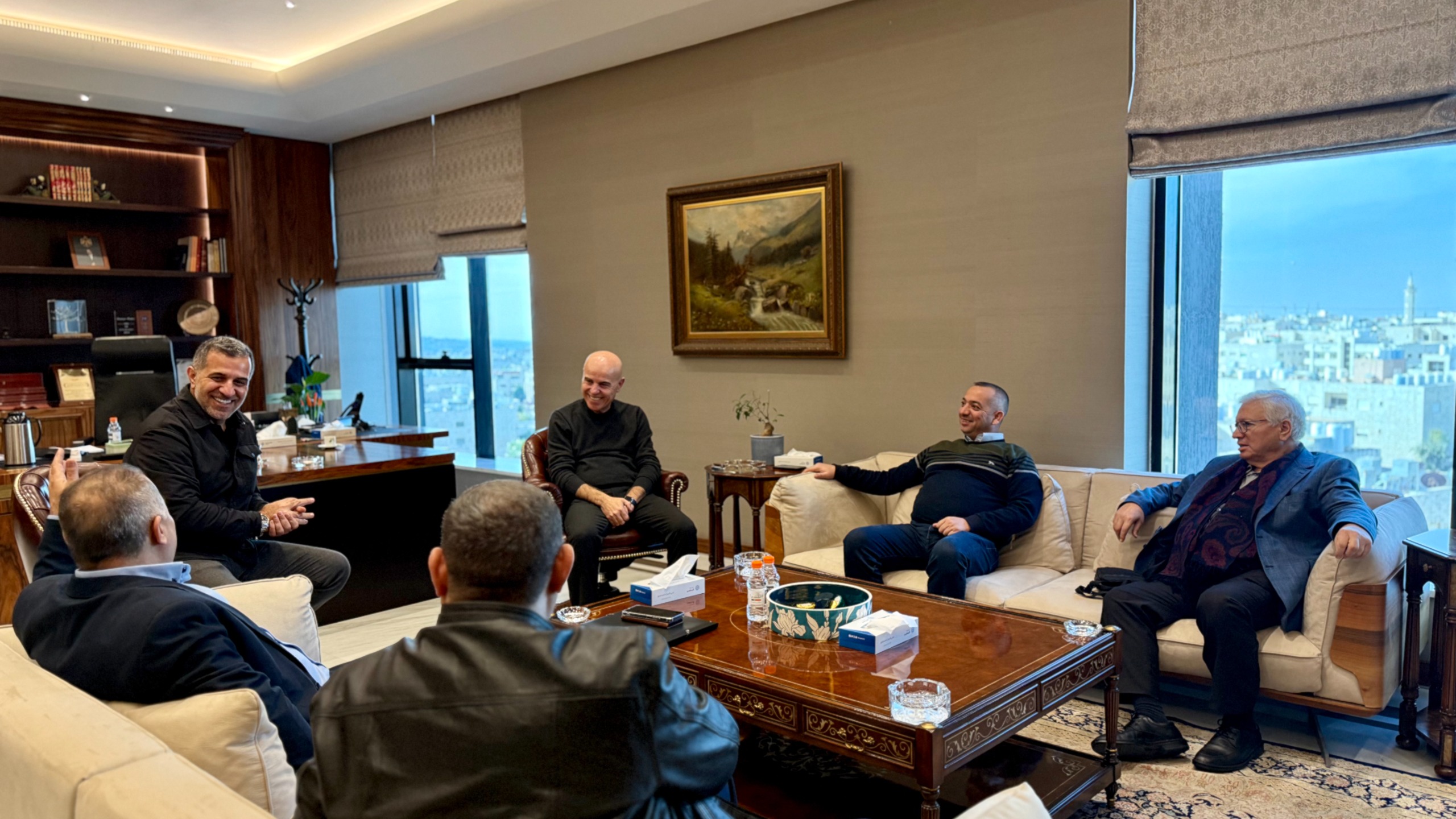 وفد من وزارة الاقتصاد والصناعة السورية في زيارة ميدانية إلى مصنع إسمنت المناصير للاطلاع على أحدث تقنيات الإنتاج والفحص