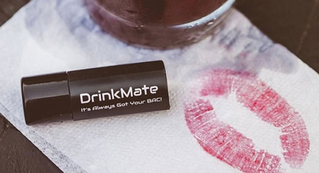 “DrinkMate” ..  جهاز يقيس نسبة الكحول فى الدم ويرسلها لهاتفك " صور "