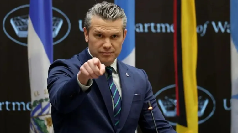 من مقدّم برامج تلفزيونية إلى وزير دفاع ترمب  ..  من هو بيت هيغسيث؟