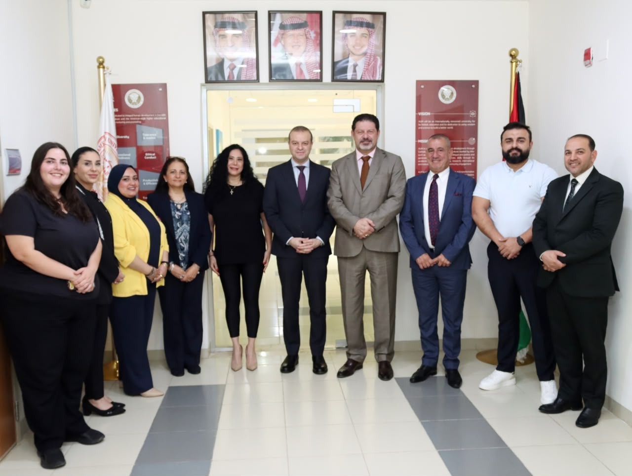 الجامعة الأميركية في مادبا توقّع اتفاقية تعاون مع مركز تصميم الألبسة وخدمات التدريب لتعزيز التدريب العملي لطلبتها