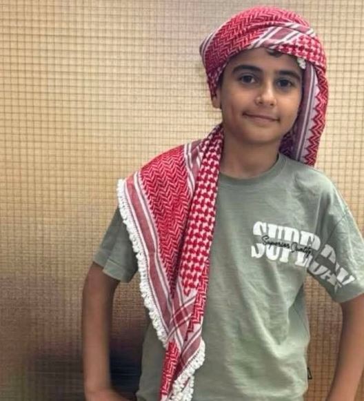 منصات التواصل الاجتماعي تتشح بالسواد حزنًا على وفاة الطالب "عبد الرحمن حسين "
