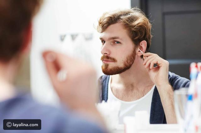 طبيب يحذر من تنظيف الأذن: أضراره أكثر من فوائده - ليالينا