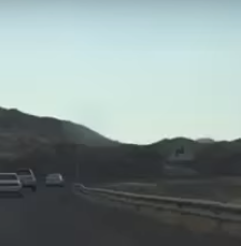 اشتباك عنيف بين سيارتين على مدخل محافظة بدر