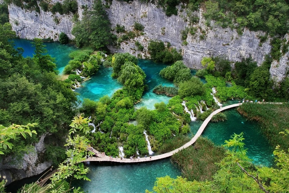 أماكن طبيعية سياحية في أوروبا: بحيرات بليتفيتش