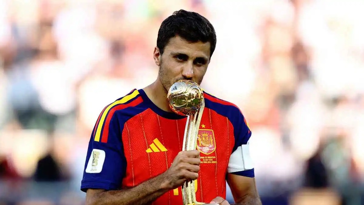 مانشستر سيتي يرفض عرض برشلونة الثاني لضم رودري